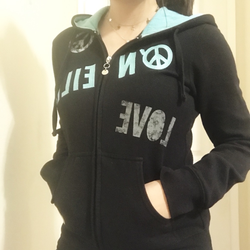 Black and teal O’Neill zip-up jacket!!